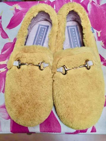 Pantoffels maat 42 - MACARENA beschikbaar voor biedingen