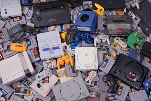 Gezocht oude games of consoles kapot of werkend, Games en Spelcomputers, Spelcomputers | Overige, Niet werkend, Ophalen of Verzenden