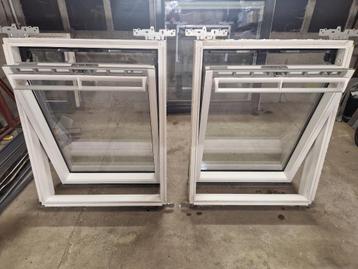 2 Veluxen mk04 78x98 beschikbaar voor biedingen