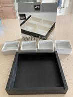 Salt & Pepper schaal met 4 tapas bordjes, Huis en Inrichting, Keuken | Servies, Ophalen of Verzenden, Zo goed als nieuw, Schaal of Schalen