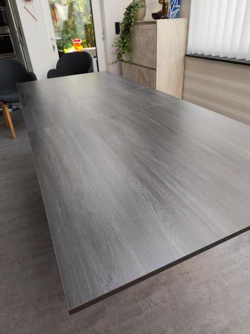 Houten eettafel (niet stevig) met verlengstuk, Huis en Inrichting, Tafels | Eettafels, Zo goed als nieuw, Rechthoekig, Kunststof