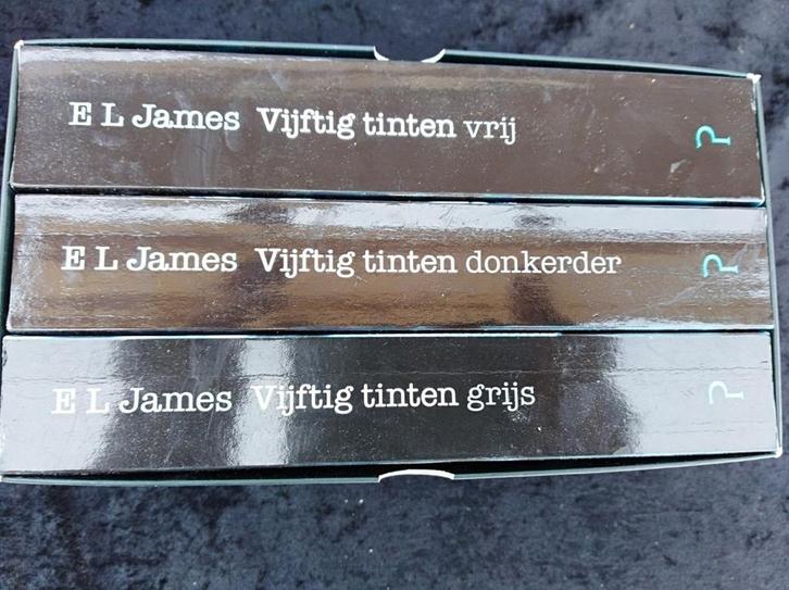 E.L. James: 50 tinten - De volledige serie, Boeken, Romans, Gelezen, Ophalen of Verzenden