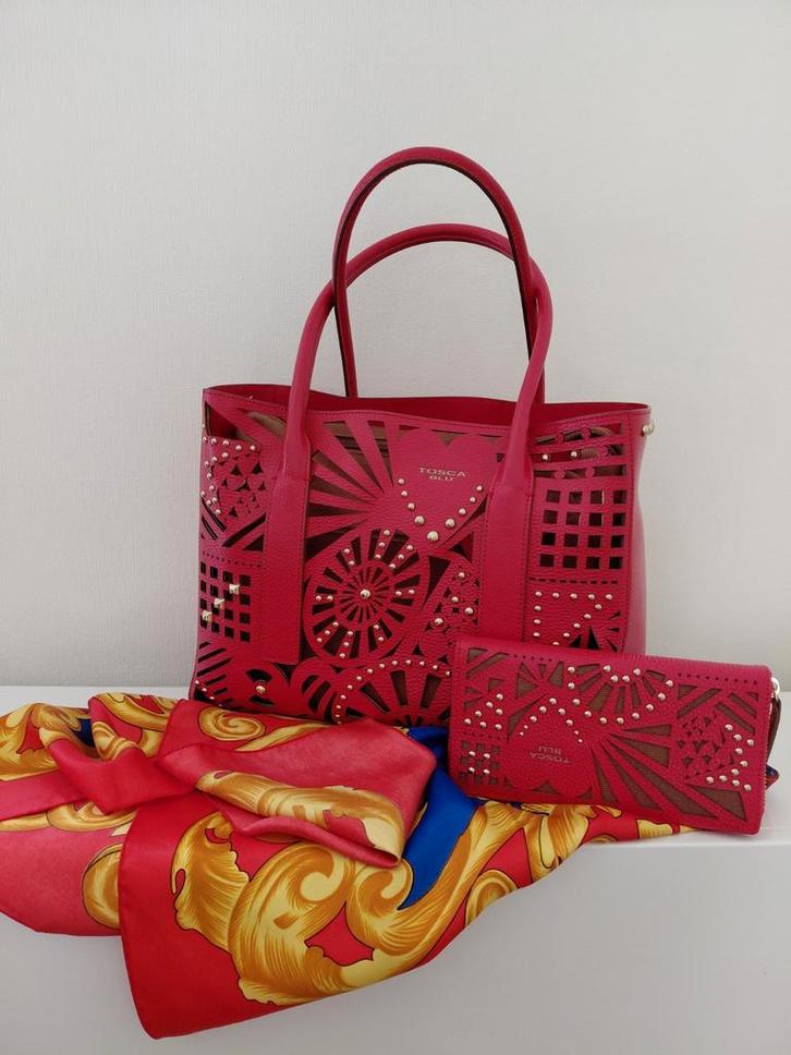 Lederen handtas en portemonnee, Handtassen en Accessoires, Tassen | Damestassen, Handtas, Rood, Ophalen