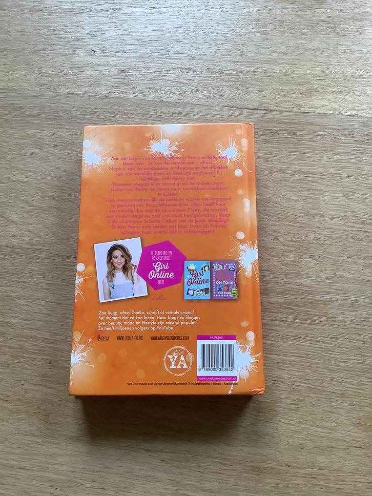 Zoe Sugg - Going solo, Boeken, Kinderboeken | Jeugd | 13 jaar en ouder, Gelezen, Ophalen of Verzenden