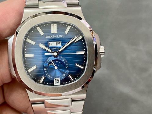 Patek Philippe Nautilus 5726/1A-014 BLUE DIAL| Jaar 2024, Handtassen en Accessoires, Horloges | Dames, Nieuw, Polshorloge, Rolex