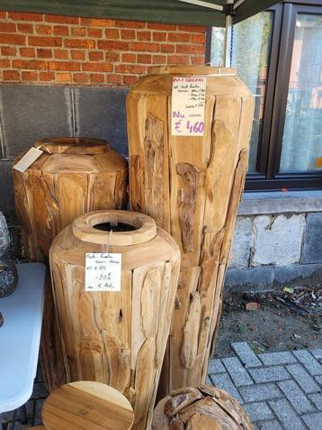 Vazen beschikbaar voor biedingen