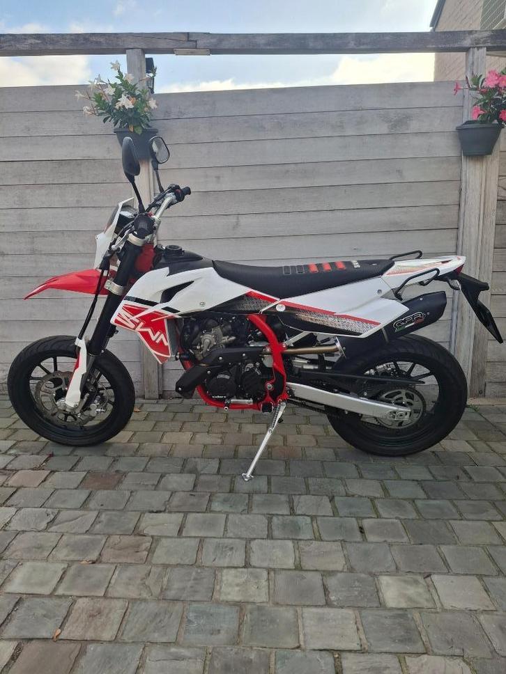 SWM SM 125 R, Motoren, Motoren | Husqvarna, Particulier, SuperMoto, 11 kW of minder, 1 cilinder, Minimaal motorrijbewijs A1, ABS