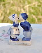 statuette couple hollandais amoureux delft, Antiquités & Art, Enlèvement ou Envoi