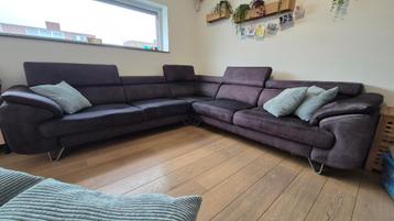 Henders en Hazel hoeksalon Havanna beschikbaar voor biedingen