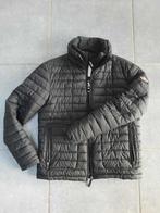 Superdry winterjas maat medium, Maat 48/50 (M), Zwart, Ophalen of Verzenden, Zo goed als nieuw