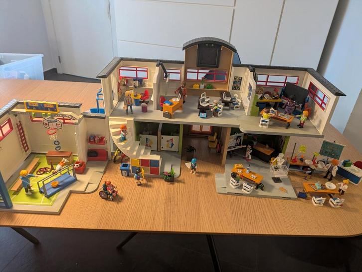 Playmobil school met uitbreidingen  (9453+9454+9455+9456), Kinderen en Baby's, Speelgoed | Playmobil, Gebruikt, Ophalen