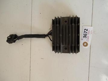 GSXR750 2004 - 2005 Suzuki Spanningsregelaar D1-22443 beschikbaar voor biedingen