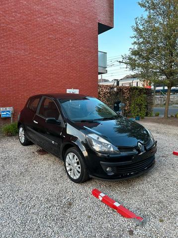 Renault Clio - Garantie - Airco -Nieuwe Distributie  beschikbaar voor biedingen