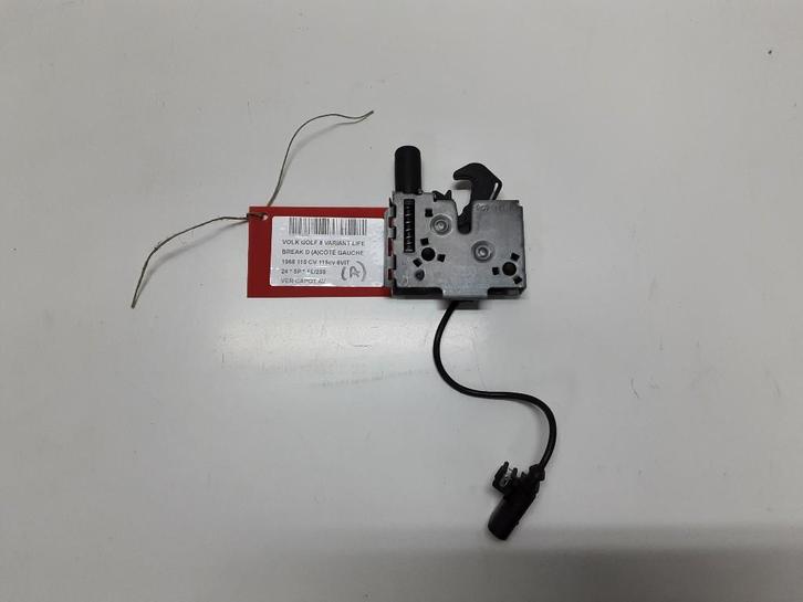 MOTORKAP SLOT Golf VIII Variant (GC5) (4K0823509), Auto-onderdelen, Carrosserie, Volkswagen, Gebruikt