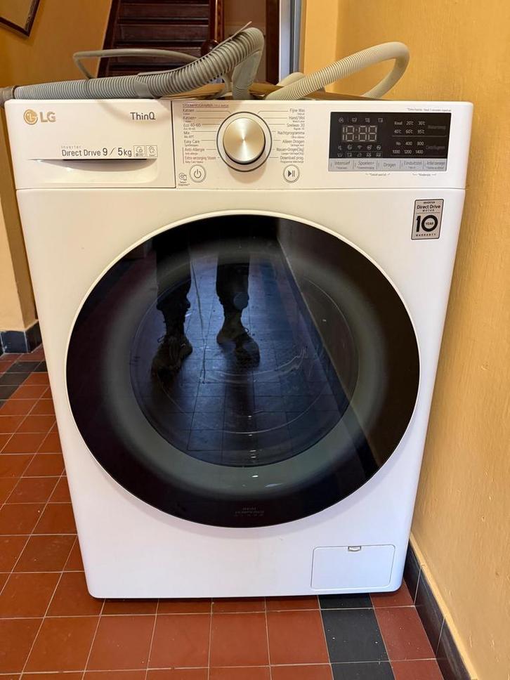 Lave-linge séchant LG 9 kg/5 kg impeccable, très peu utilisé, Electroménager, Lave-linges séchants, Comme neuf, Enlèvement