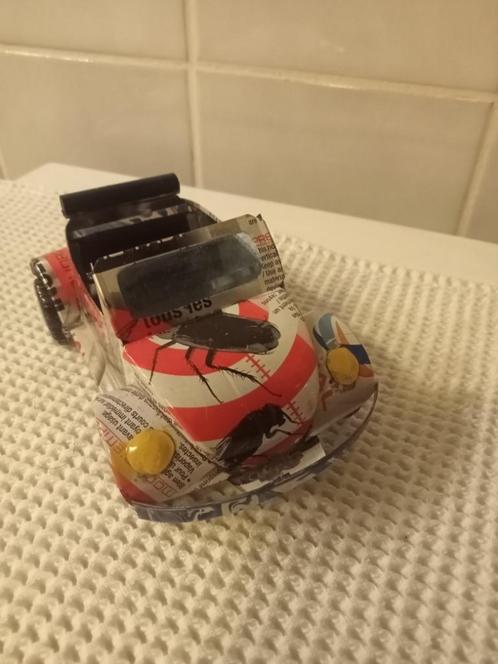 Gerecycleerde blikauto, Antiek en Kunst, Kunst | Designobjecten, Ophalen of Verzenden