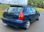 Toyota corolla 1.9 Diesel Annee 2000 176000km, Auto's, Toyota, Blauw, Corolla, Bedrijf, Te koop