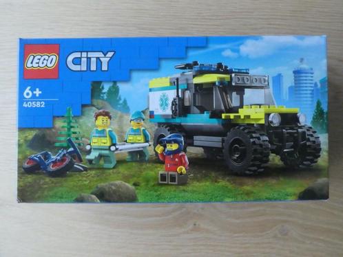 LEGO 40582 4X4 Off-Road Ambulance Rescue, Enfants & Bébés, Jouets | Duplo & Lego, Neuf, Lego, Ensemble complet, Enlèvement ou Envoi