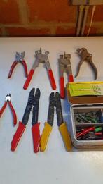 Différentes pinces , et coffret, Bricolage & Construction, Comme neuf