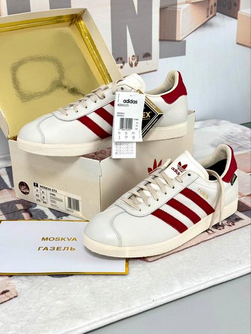 ADIDAS MOSKVA GTX Gazelle - Zeldzaam 42 2/3 Sneakers NIEUW, Kleding | Heren, Schoenen, Nieuw, Sneakers, Wit, Ophalen of Verzenden