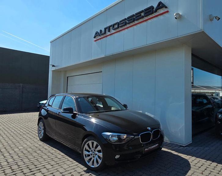 BMW 116dA 5deurs Navi/Pdc/Carpass *AUTOMAAT*, Auto's, BMW, Bedrijf, Te koop, 1 Reeks, Airbags, Airconditioning, Alarm, Bluetooth