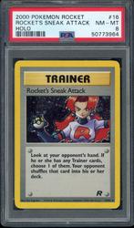 Rocket's Sneak Attack Holo PSA 8 - 16/82 - Team Rocket 2000, Hobby en Vrije tijd, Verzamelkaartspellen | Pokémon, Verzenden, Zo goed als nieuw