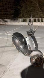 Vespa sprint a klasse, Fietsen en Brommers, Ophalen, Zo goed als nieuw