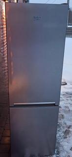 Beko koelkast diepvries combinatie, Elektronische apparatuur, Ophalen of Verzenden, Zo goed als nieuw