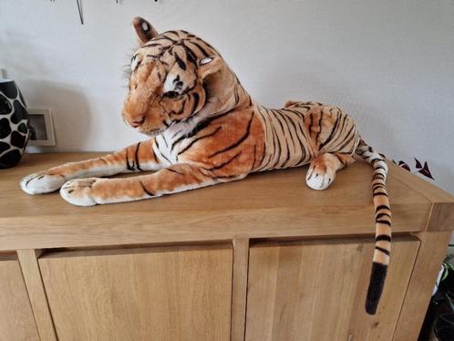 Peluche représentant un tigre - Parfait état, Kinderen en Baby's, Speelgoed | Knuffels en Pluche, Zo goed als nieuw, Overige typen