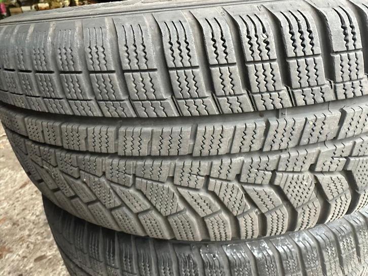 Winterbanden set, 5 x 108, Auto-onderdelen, Banden en Velgen, Banden en Velgen, Winterbanden, 17 inch, 215 mm, Ophalen