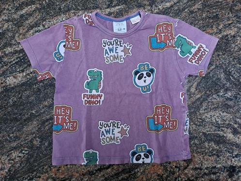 Mt 86 Paarse T-shirt panda's en dino's, Kinderen en Baby's, Babykleding | Maat 86, Zo goed als nieuw, Jongetje of Meisje, Shirtje of Longsleeve