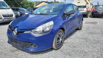 renault clio 1.5dci LICHTE VRACHT wordt GEKEURD AIRCO 2016 beschikbaar voor biedingen