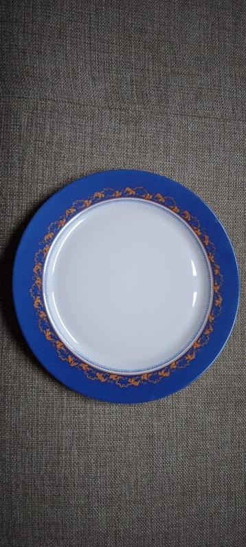 20 mooie borden - diameter 32 cm - als nieuw. beschikbaar voor biedingen