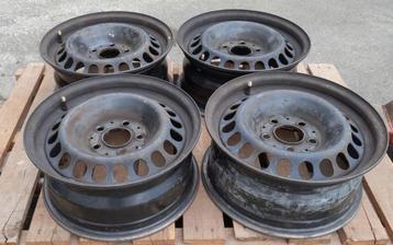 Stalen velg Mercedes C&E : ref 2104000202 beschikbaar voor biedingen