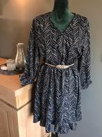 Robe taille L, Enlèvement ou Envoi, Neuf, Taille 42/44 (L), Noir