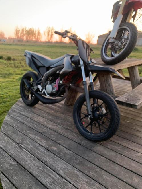 Derbi Drd Xtreme 50cc, Fietsen en Brommers, Brommers | Derbi, Zo goed als nieuw, Ophalen
