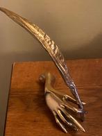 Ancienne sculpture en bronze “main avec plume” YVES LOHE, Antiek en Kunst