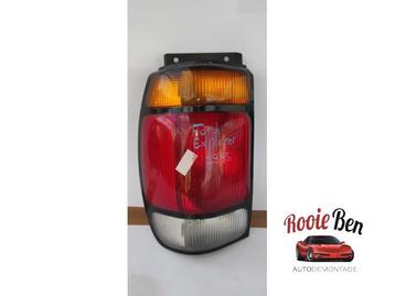 Achterlicht links van een Ford Usa Explorer beschikbaar voor biedingen