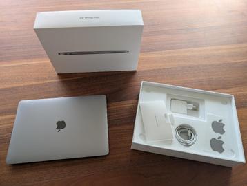 Macbook Air M1 - Perfecte staat beschikbaar voor biedingen