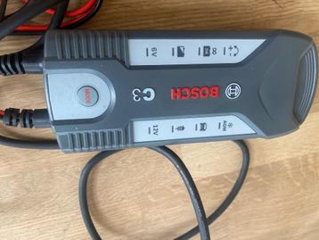 Chargeur bosch C3 ( pour moto et voiture ) beschikbaar voor biedingen