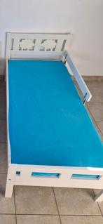 Kinderbed Ikea 70x160 + lattenbodem, zijsteun en maras, Kinderen en Baby's, Kinderkamer | Bedden, Ophalen, Zo goed als nieuw, Lattenbodem