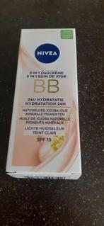 Getinte dagcreme nivea nieuw, Ophalen of Verzenden, Nieuw, Gehele gezicht, Verzorging