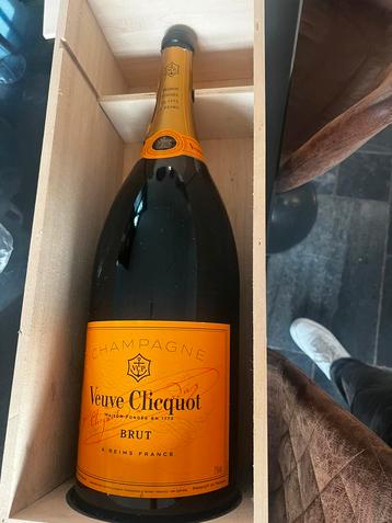 mposante 6L Veuve Clicquot (Methusalem)  OWC – Geopend beschikbaar voor biedingen