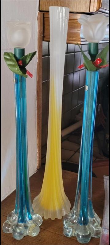 3 kleine vaasjes  beschikbaar voor biedingen