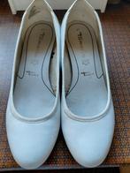 Witte instappers, Tamaris. Maat 41, Kleding | Dames, Schoenen, Tamaris, Ophalen of Verzenden, Zo goed als nieuw, Wit