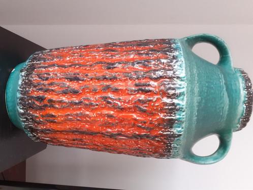 Fat lava vaas, Antiek en Kunst, Antiek | Keramiek en Aardewerk, Ophalen