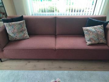 Salon met elektrische relaxzetel beschikbaar voor biedingen