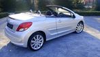 Peugeot 207cc in een nieuwstaat. Vele opties., Auto's, Peugeot, Voorwielaandrijving, Euro 5, Stof, Zwart