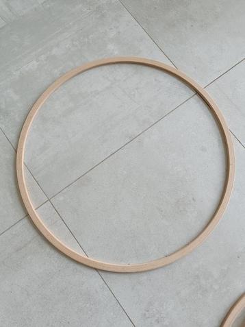 Houten hoepel diameter 70cm  beschikbaar voor biedingen
