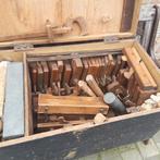 Houtbewerkings koffer, Enlèvement